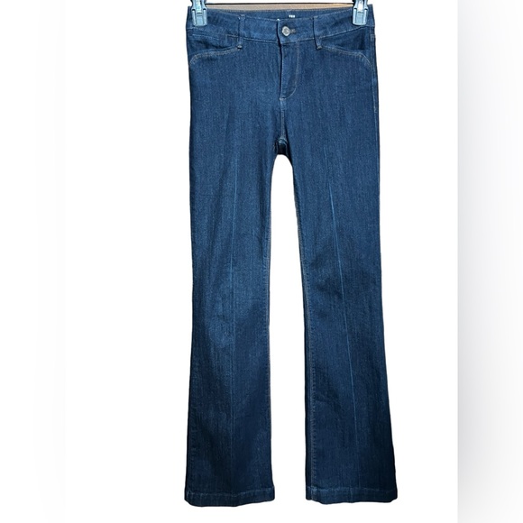 White House Black Market Denim - White House Black Market The skinny flare size 0 Tall. Dark wash mid rise.